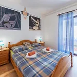 Apartamento 3 Bedroom In *