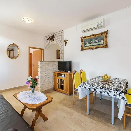 شقة 3 Bedroom In بولا