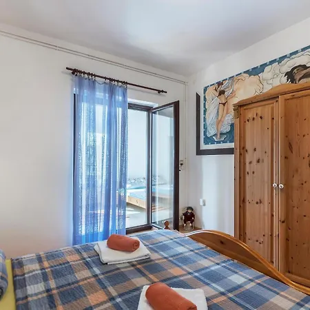 Awesome Apartment In Pula